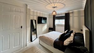 Photo 17- click for photo gallery